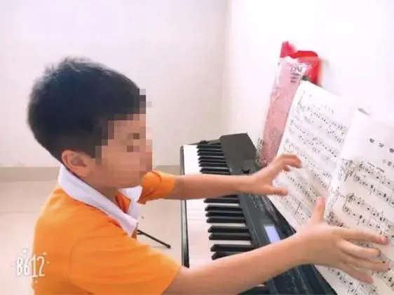 大学生篮球爱好者如何借鉴偶像的成长路径_1